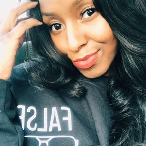 Meet your Posher, Natalia